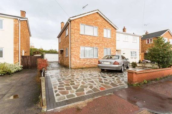 3 Bedroom Semi-Detac...